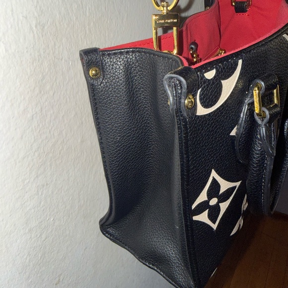 Black and White Jacquard Bag - Picture 10 of 10